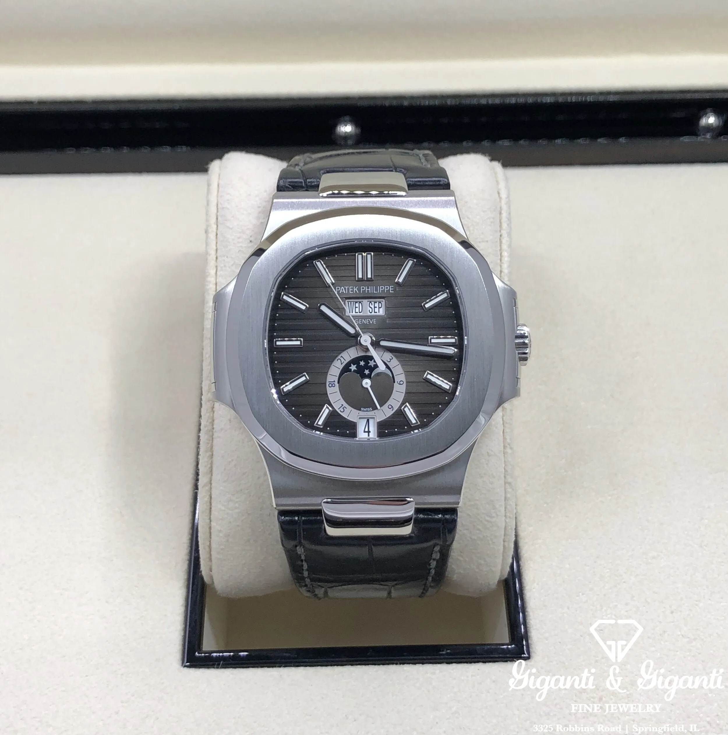 2022 Patek Philippe Nautilus 5726A Self-Winding