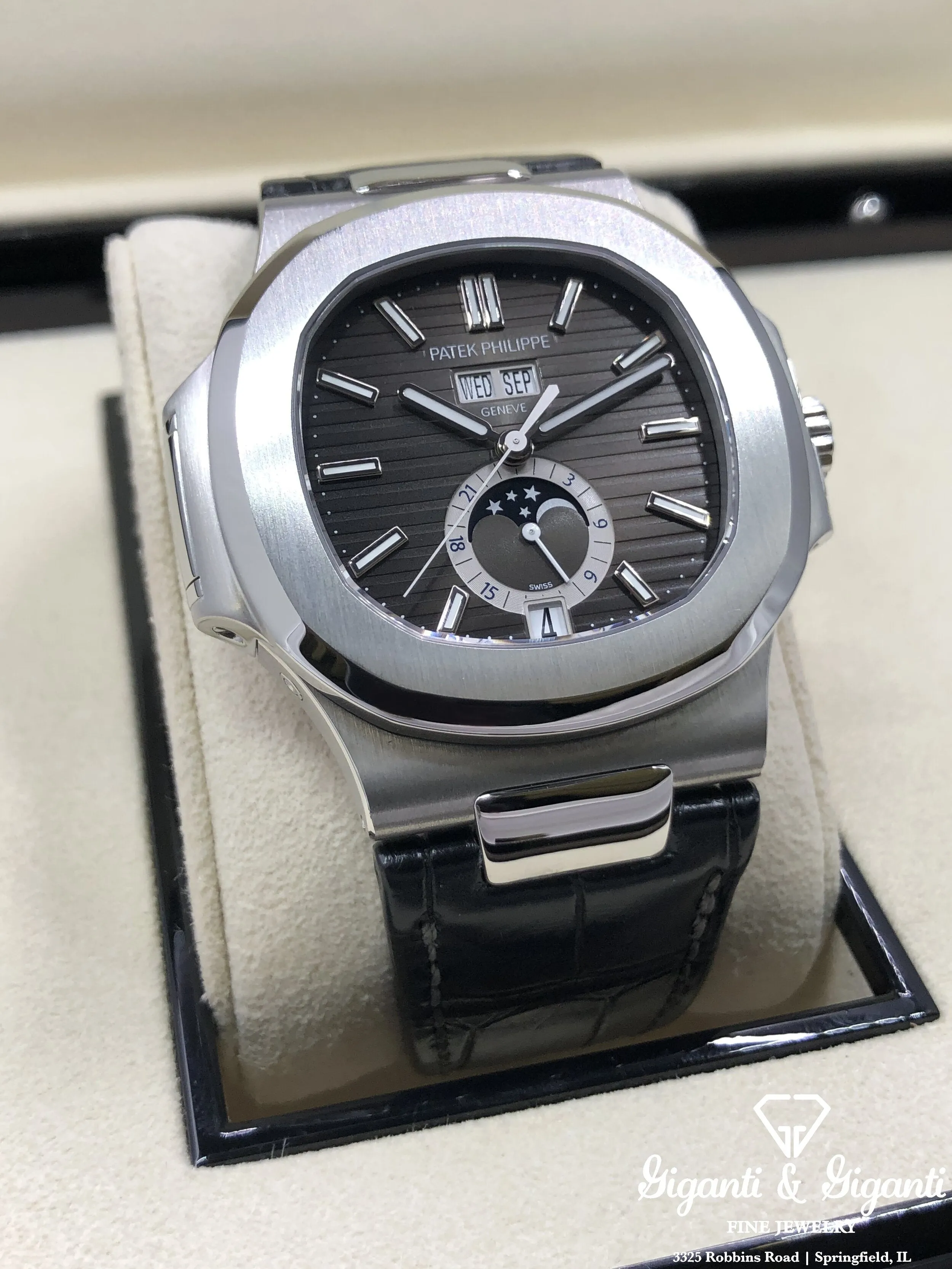 2022 Patek Philippe Nautilus 5726A Self-Winding