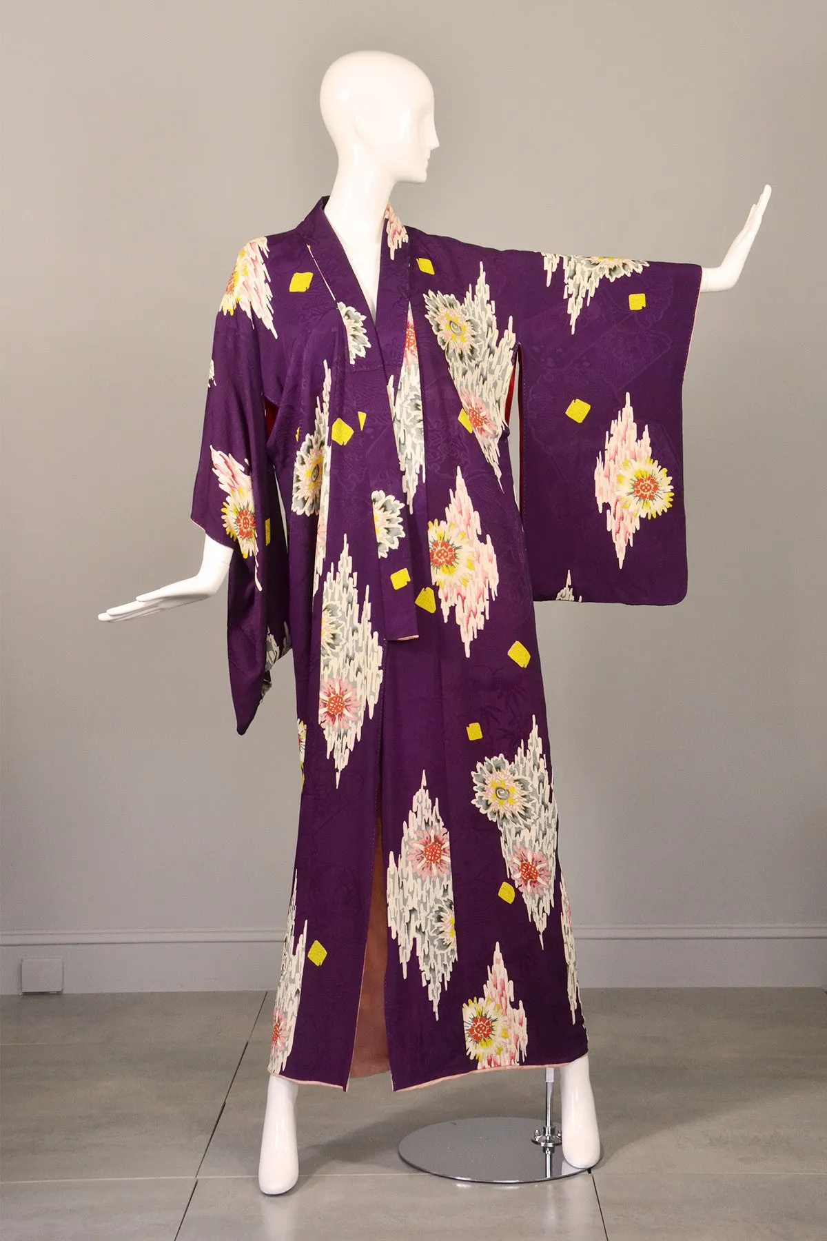 Aubergine Jacquard Cabbage Floral Print Vintage Kimono