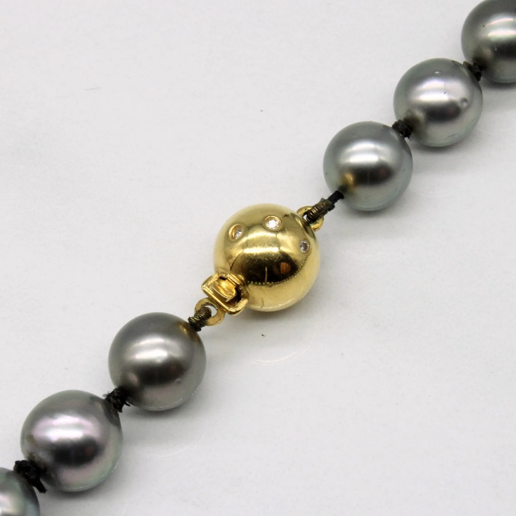 'Birks' Black Pearl & Diamond Necklace | 0.03ctw | 18" |