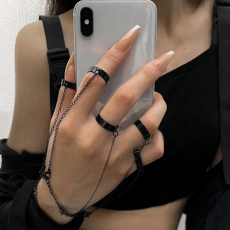 Black Chain Rings Set