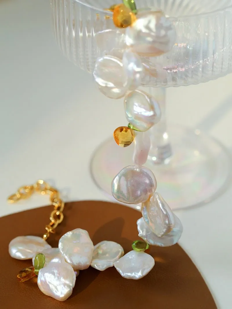 Exaggerated Large Petal Baroque Pearls Necklace