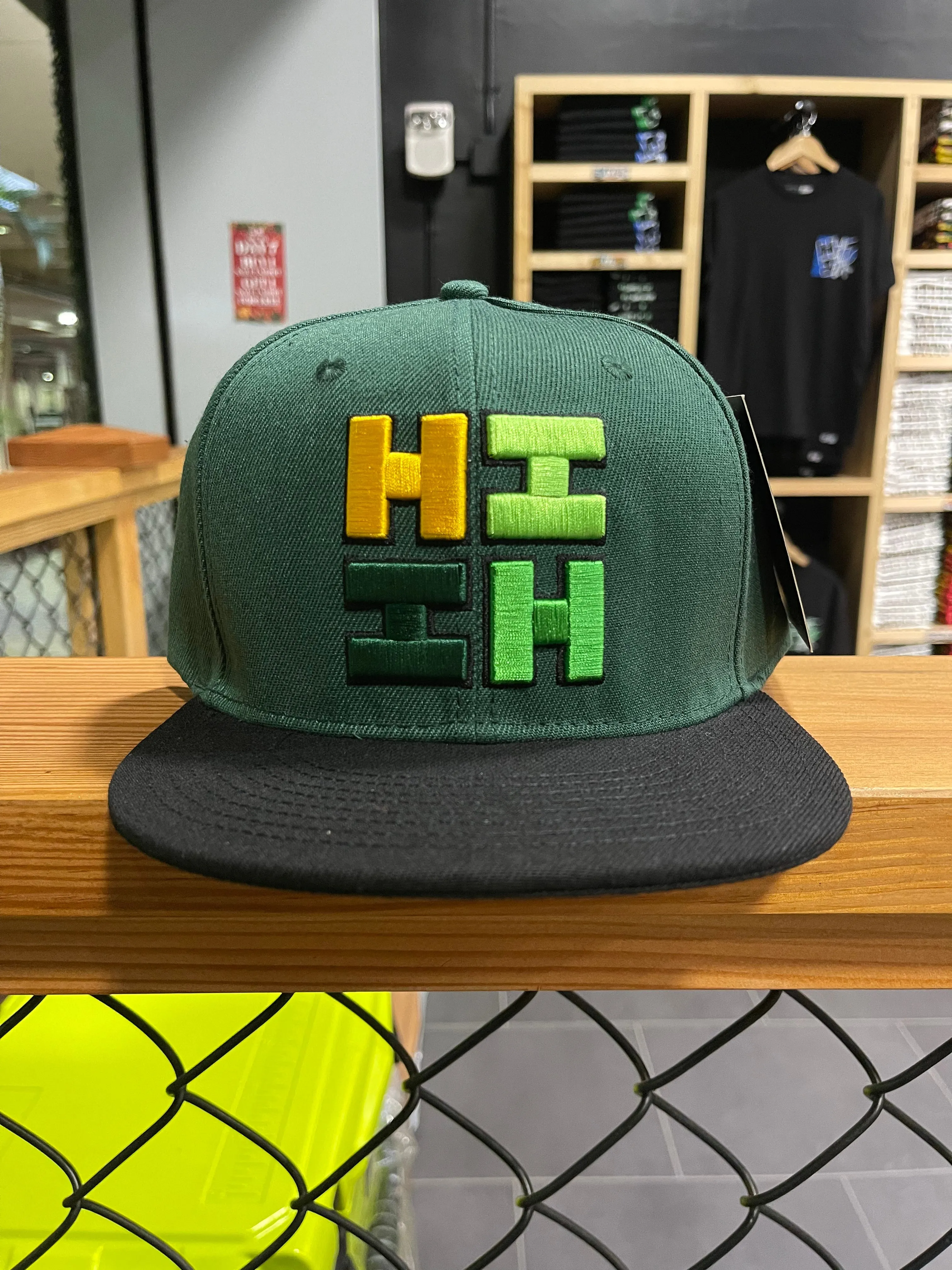 FOREST GREENS HIFI LOGO HAT