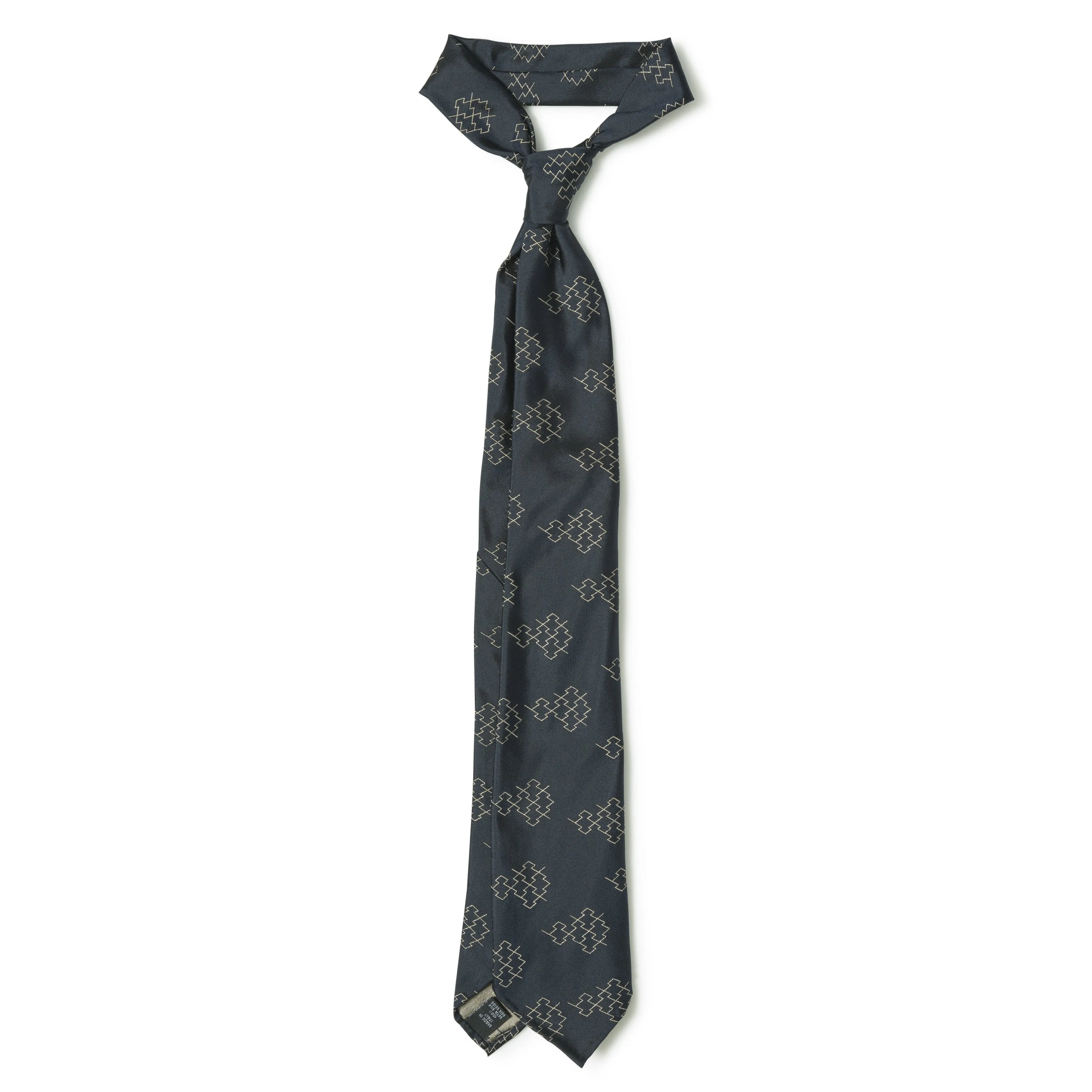 Elegant Seven-Fold Zig-Zag Silk Tie